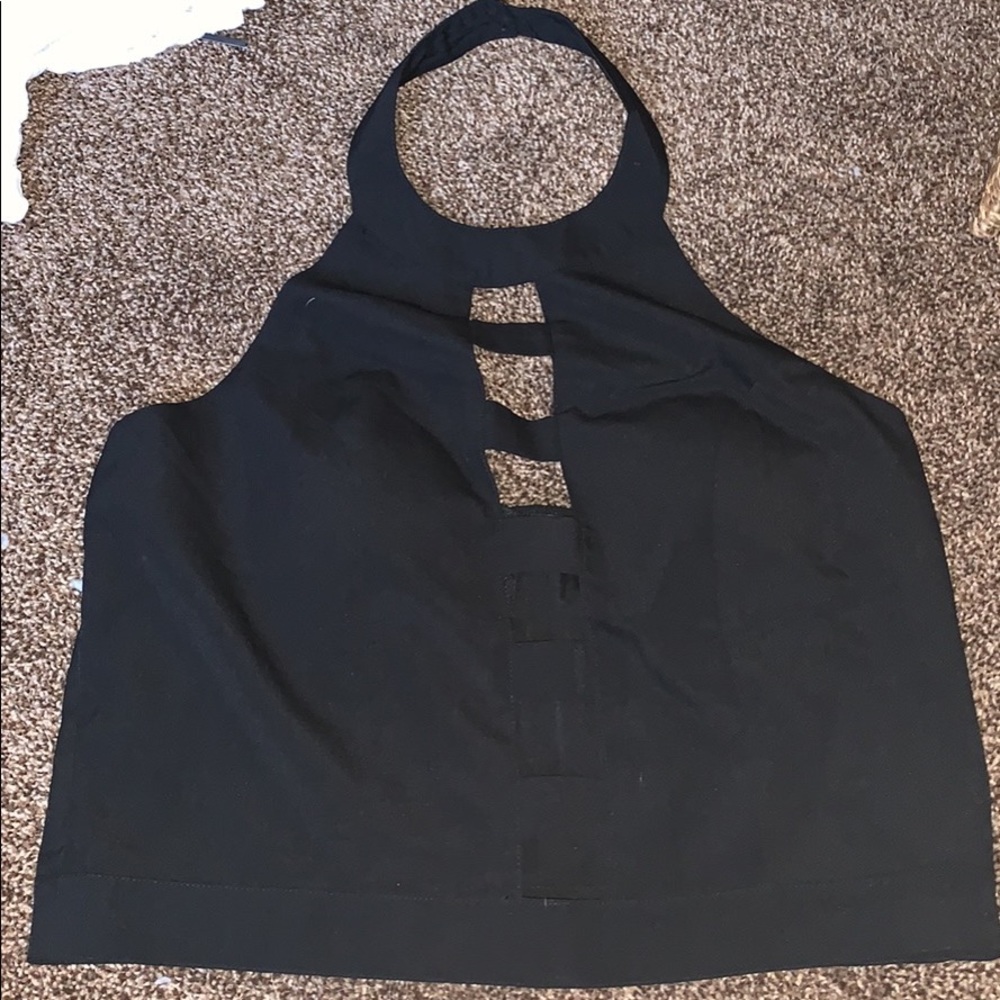 Black crop shirt